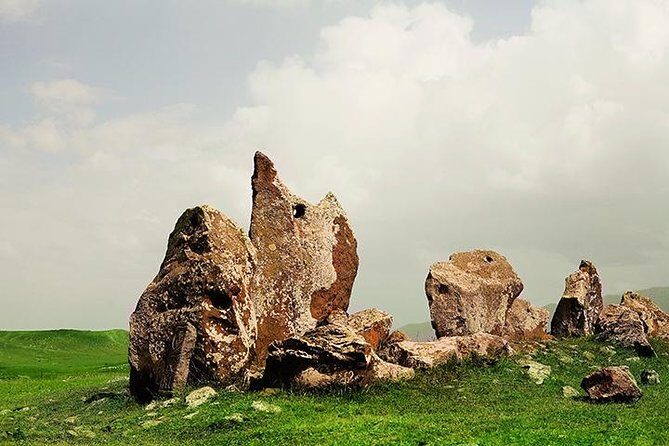 3 day private tours in Armenia from Yerevan - Garni Temple and Geghard Monastery: Pagan-Era Stone to Tuffrock Silence