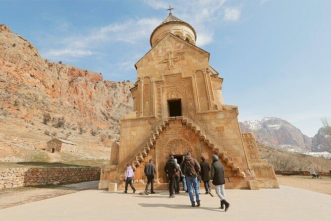 4 Days Armenia Package with Accommodation, Tours and Transfers - Price and logistics: what $386.64 buys you (and what it doesn’t)