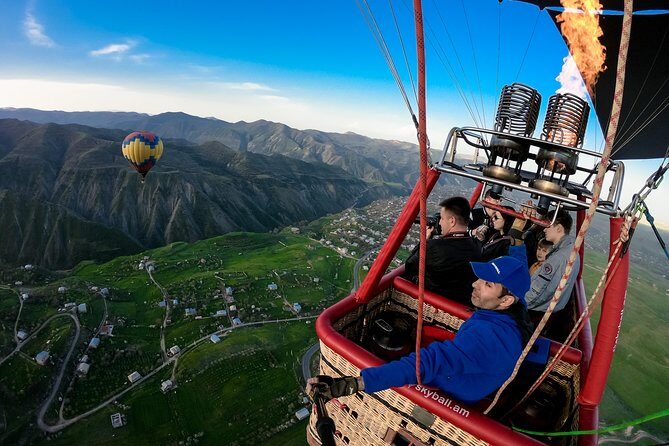 Balloon ride Skyball - In the Air: 40 to 90 Minutes Over Ararat and More