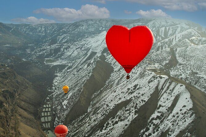 Balloon ride Skyball - GoPro Coverage, Certificates, and a Champagne Toast With Tradition