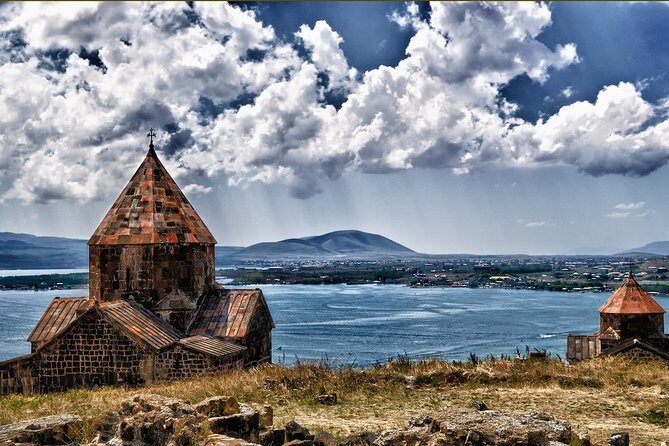 Conquering Armenia - Tsaghkadzor ropeway: mountain views without the hike