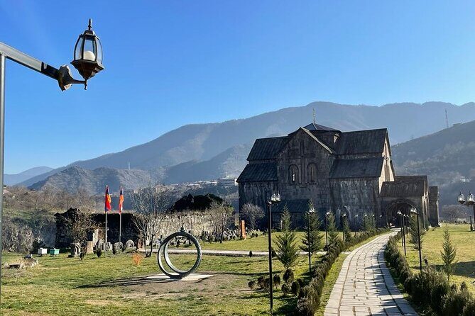 Full Day Guided Tour from Yerevan to Tbilisi with Homemade Lunch - Why This Yerevan to Tbilisi Route Feels Efficient