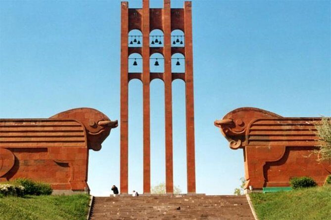 Full day rent car with driver service around Armenia (8-10 hrs) - Border crossing made less stressful with driver support