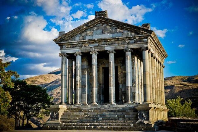 Garni, Geghard, Charents Arch, Azat reservoir, Khor Virap - Charents Arch: Yeghishe Charents and the Hanging-Ararat Illusion