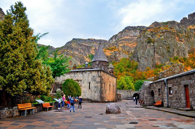 Garni, Geghard & Symphony Small-Group Day Trip with Lavash Baking - Symphony of Stones: The Photo Stop That Runs on Weather