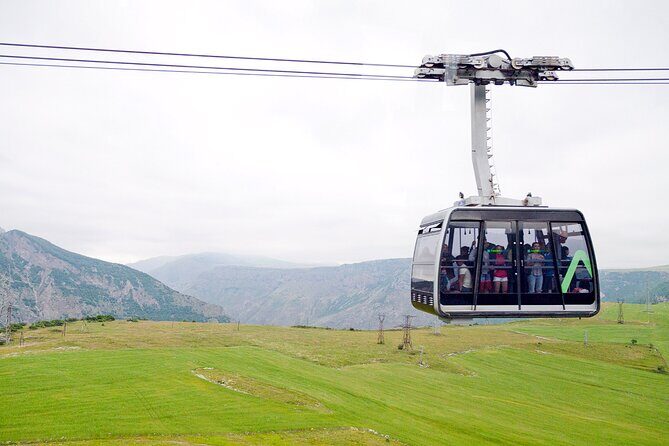 Group Tour: Hin Areni Winery, Tatev (wayback on Ropeway), Khndzoresk Caves - Getting Oriented at Hyur Service in Yerevan