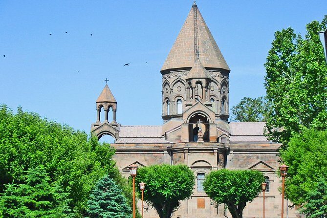 Group Tour: Hovhannavank, Saghmosavank, Chocolate House, Aghtsk - Stop 2: Saghmosavank and the scriptorium story
