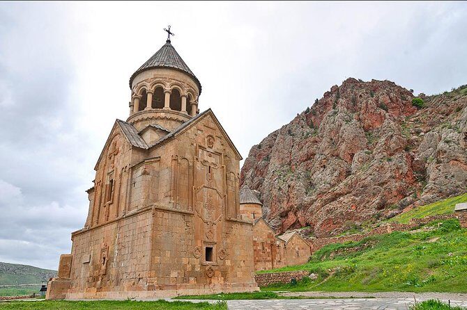 Group tour: Khor Virap, Noravank, Areni Winery and Cave - T’rchuneri (Bird) Cave: the world’s oldest leather shoe and more