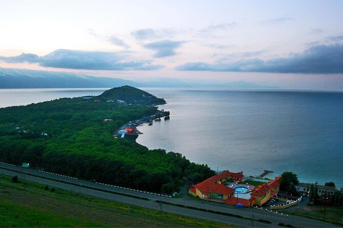 Group Tour: Tsaghkadzor (Kecharis, Ropeway), Lake Sevan, Trout barbecue treat - Should you book it