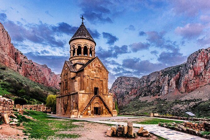 Guided tour: Khor Virap, Noravank Monastery, Areni, Jermuk - Jermuk: Mermaid’s Braids waterfall and optional ropeway views