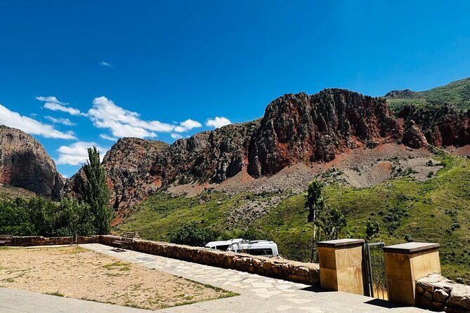Khor Virap, Areni & Noravank: Sacred Monasteries & Wine - Areni wine factory: an hour with process and tasting