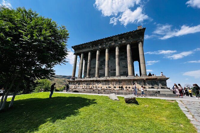 Khor Virap, Garni, Geghard,Azat Reservoir Highlights:Private tour - Charent’s Arch: A Fast, Free Memorial at 1500 m