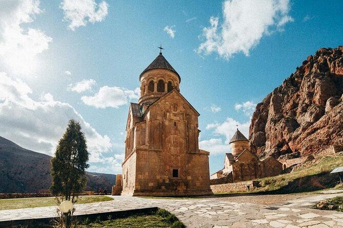 Khor Virap, Noravank & Birds' Cave Day Trip with Wine Tasting - Price and Logistics: What You’re Really Paying For