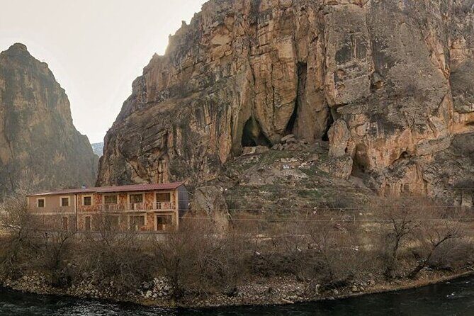 Khor Virap, Noravank & Birds' Cave Day Trip with Wine Tasting - Wine Tasting Pace: Enjoy It, Don’t Rush It
