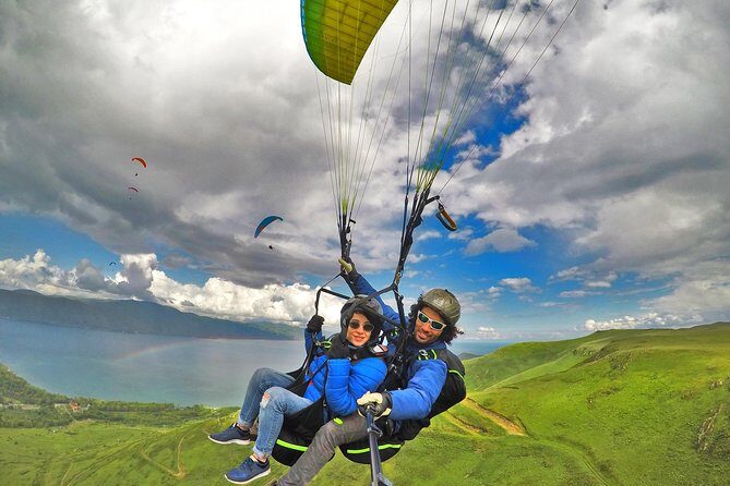 Paragliding in Armenia - The launch hill: altitude, gear, and the takeoff moment