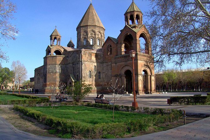 Private Tour to Echmiadzin and Zvartnots Temple - Saint Hripsime Church: One Building, 1,400+ Years of Gravity