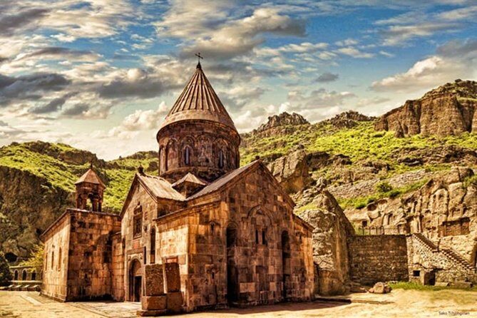 Private tour to Garni-Geghard-Arch of Charents-Tsaghkadzor-Lake Sevan - Private Garni–Geghard–Tsaghkadzor–Sevan route: comfort beats rushing