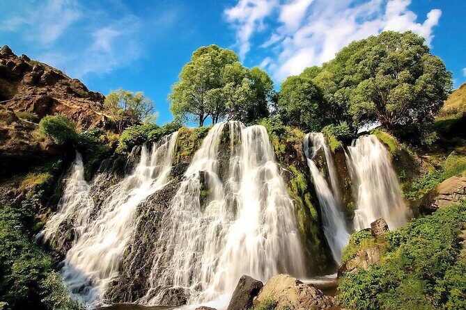 Private tour to Hin Areni winery, Shaki waterfall, Tatev monastery, Karahunj - Karahunj (Zorats Karer): stones that point to ancient observation