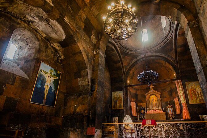Private Tour to Khor Virap, ancient Areni cave or Areni winery, Noravank - Noravank monastery: red cliffs, 12th-century stone, and a slower stare