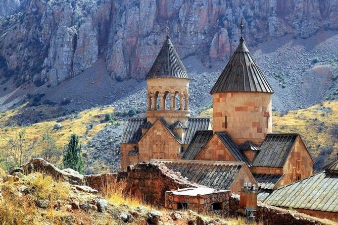Private tour to Khor Virap, Areni winery, Noravank, Selim pass, Hayravank - Price and value: $203 for a private group up to 3