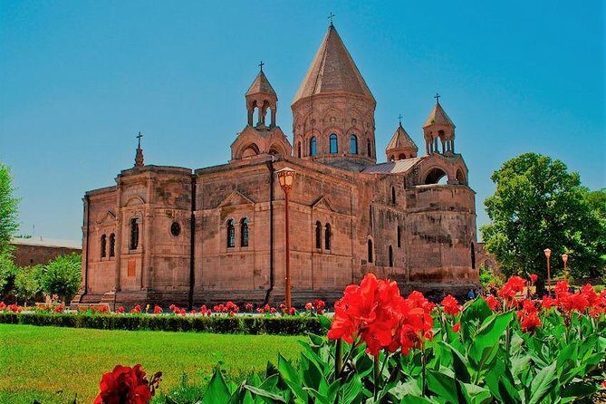 Private tour to UNESCO heritage Echmiadzin churches, Zvartnots and Sardarapat - Etchmiadzin Monastery: what you can see during reconstruction