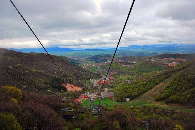 Private tour: Tsaghkadzor, Sevan lake, Dilijan town and Haghartsin monastery - Pickup, vehicle comfort, and keeping the day from turning into chaos