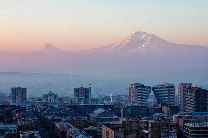 Retro KGB Tour: A Volga 21 Adventure in Yerevan's Soviet Past with photography - The route starts at Victory Park and Mother Armenia
