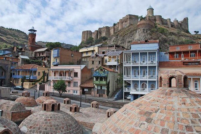 Tbilisi transfer with stops in Haghpat, Sanahin to or from Yerevan - Getting dressed right: smart casual and all-weather operation
